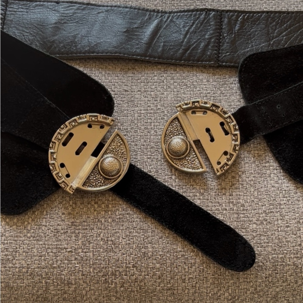 Vintage Suede Black Belt with Silver Buckle - handmade - Picture 6 of 12
